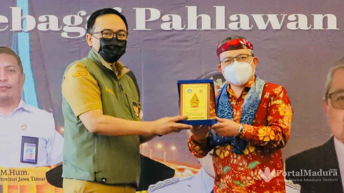 Dua Penghargaan KemenPAN RB Didapat Pemkab Pamekasan