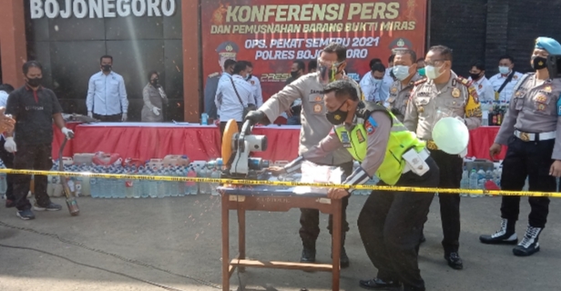 Kapolres Larang Bengkel di Bojonegoro Layani Pemasangan Knalpot Brong