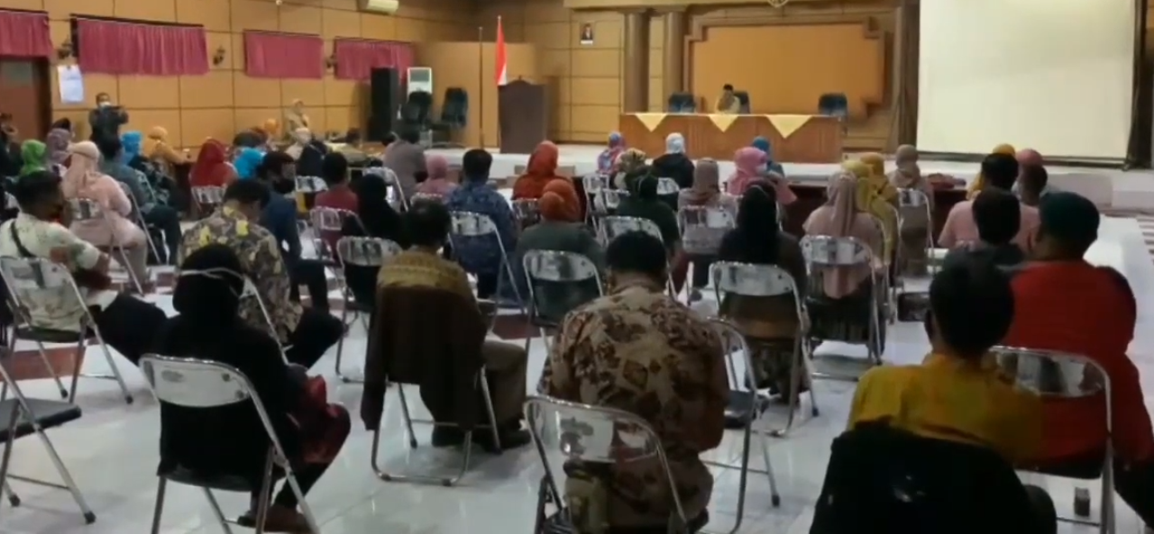 Wow! Setelah Terima SK Bupati Hendy, Gaji GTT-PTT Jember Jadi Rp 1,2 Juta