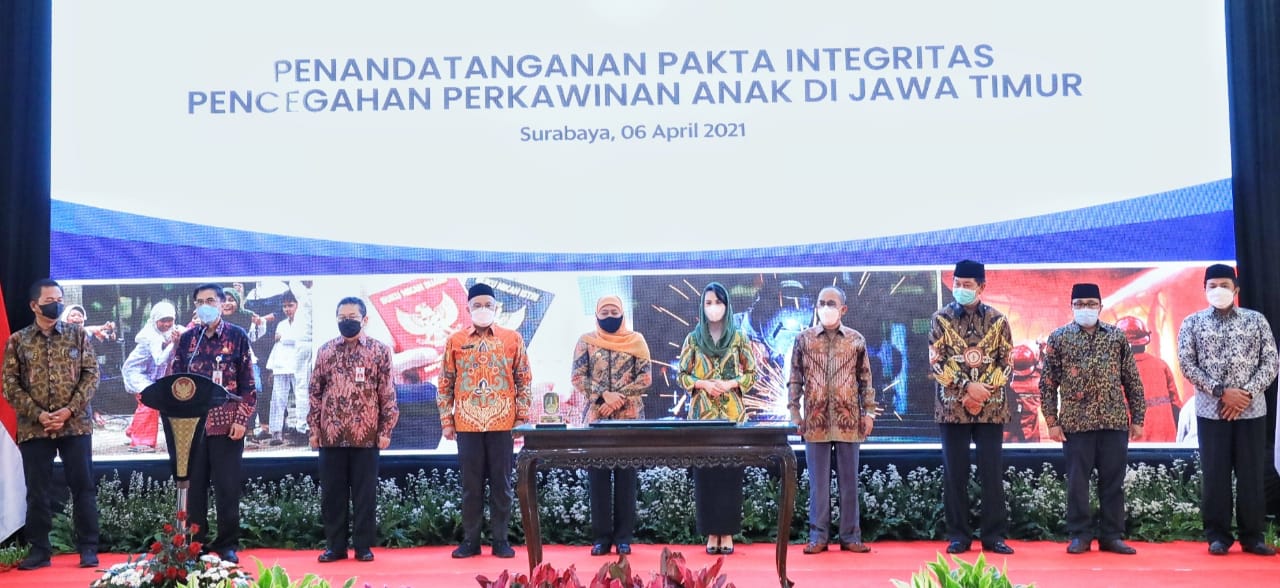 Bu Khofifah Minta THR Karyawan Tidak Dicicil