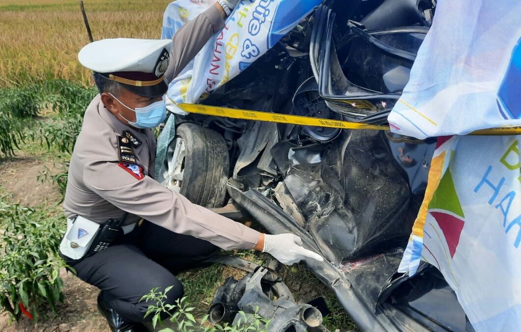 Nyawa Gadis Manis  Ini Terenggut di Perlintasan Rel KA Prambon Sidoarjo