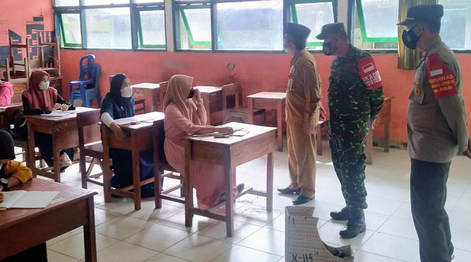 SMAN 1 Sangkapura Bawean Gelar Simuasi Pembelajaran Tatap Muka