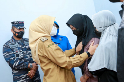 Bentuk Penghargaan, Bupati Ipuk Upayakan Keluarga Korban Awak KRI Nanggal-402 Asal Banyuwangi Jadi PPPK