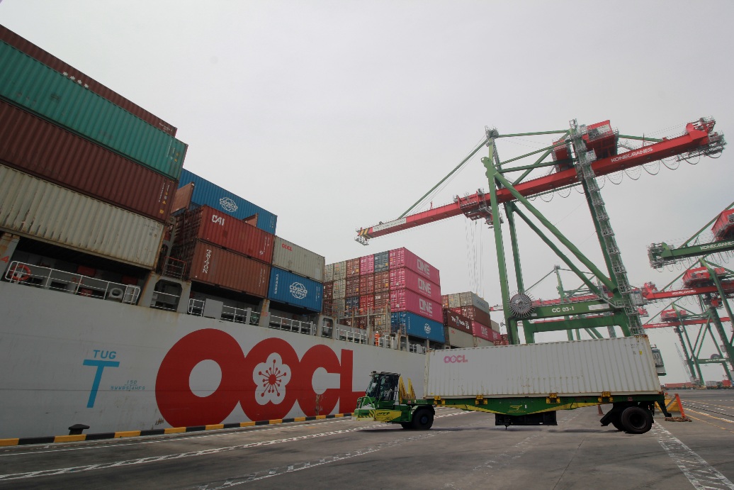 CIS Service Baru di Terminal Teluk Lamong Awal Mei 2021