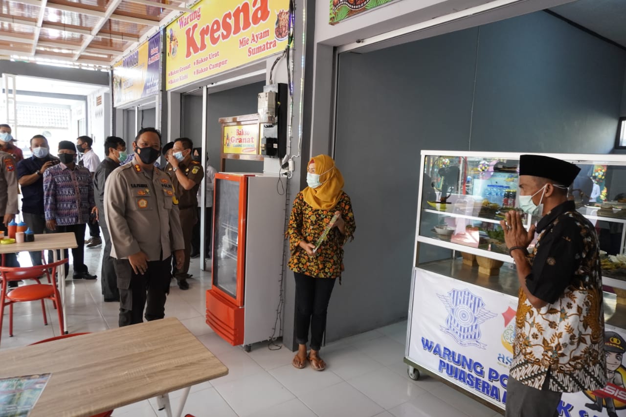Ingin Makanan Aman dan Halal, Polres Bojonegoro Punya Pujasera Astutik 2000