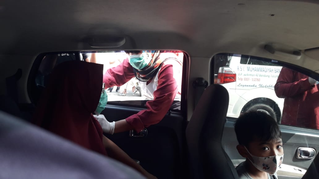 Vaksinasi Drive Thru di Tulungagung Digelar Lagi, Kali Ini Sasar 550 Lansia dan Pelayan Publik