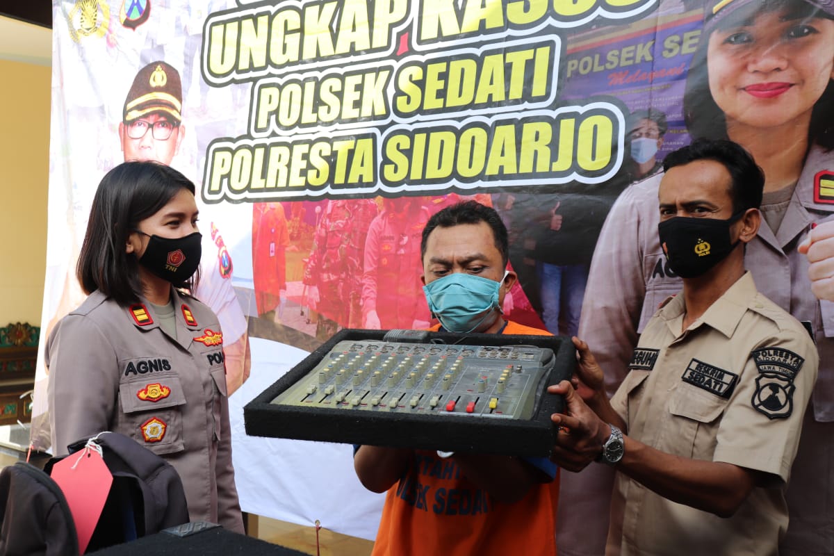 Terlilit Utang Pinjol, Pria ini Gasak Kotak Amal Masjid dan Musala serta Satroni Rumah Kosong