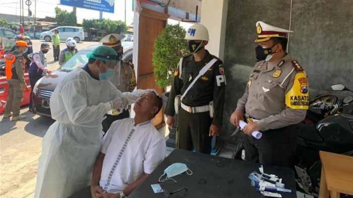 Sejumlah Pengendara Dirapid Tes di Perbatasan Kediri, Seorang Terkonfirmasi Positif Covid-19