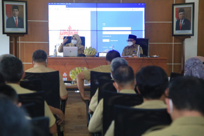 Bupati Ipuk Ingin Jadikan ‘Bela UMKM’ Solusi Pemerataan Ekonomi di Banyuwangi