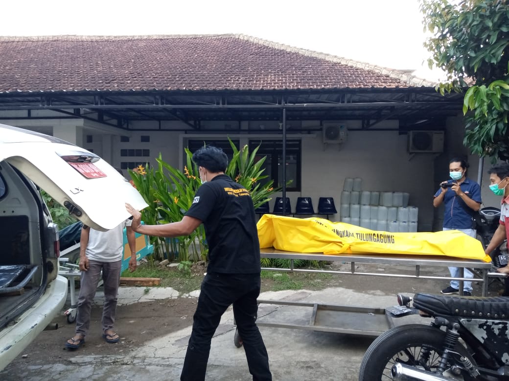 Nelayan Asal Pekalongan Meninggal Mendadak di Perairan Tulungagung