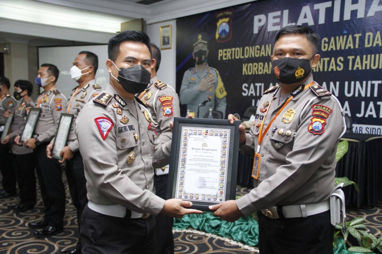 Ungkap ODOL dan Tabrak Lari, Satlantas Polres Tulungagung Peroleh Penghargaan