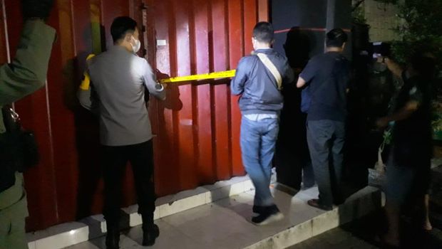 Masih Nekat Buka di Jam Malam, Diskotek Triple-X Surabaya Disegel