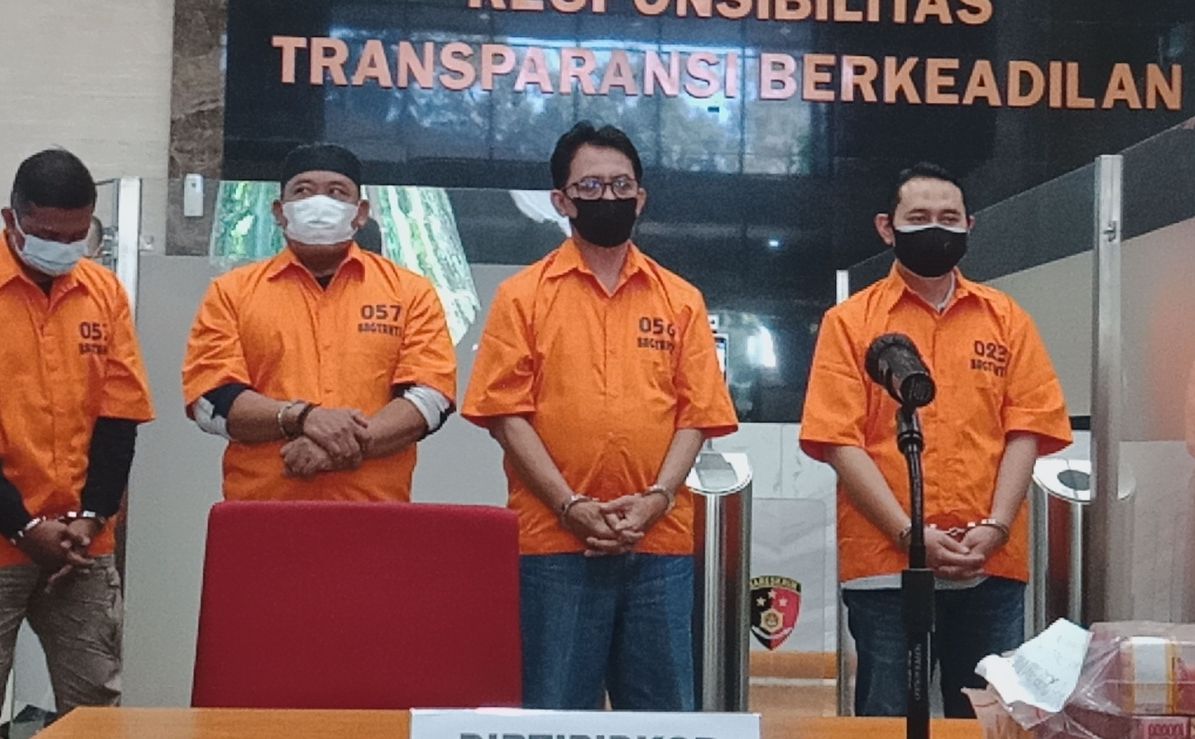Berkas Lengkap, Bupati Nganjuk dan Enam Tersangka Lainnya Diserahkan ke Kejaksaan