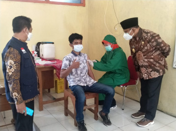 Tahap Awal Sasar 11.500 Anak, Banyuwangi Genjot Vaksinasi Pelajar
