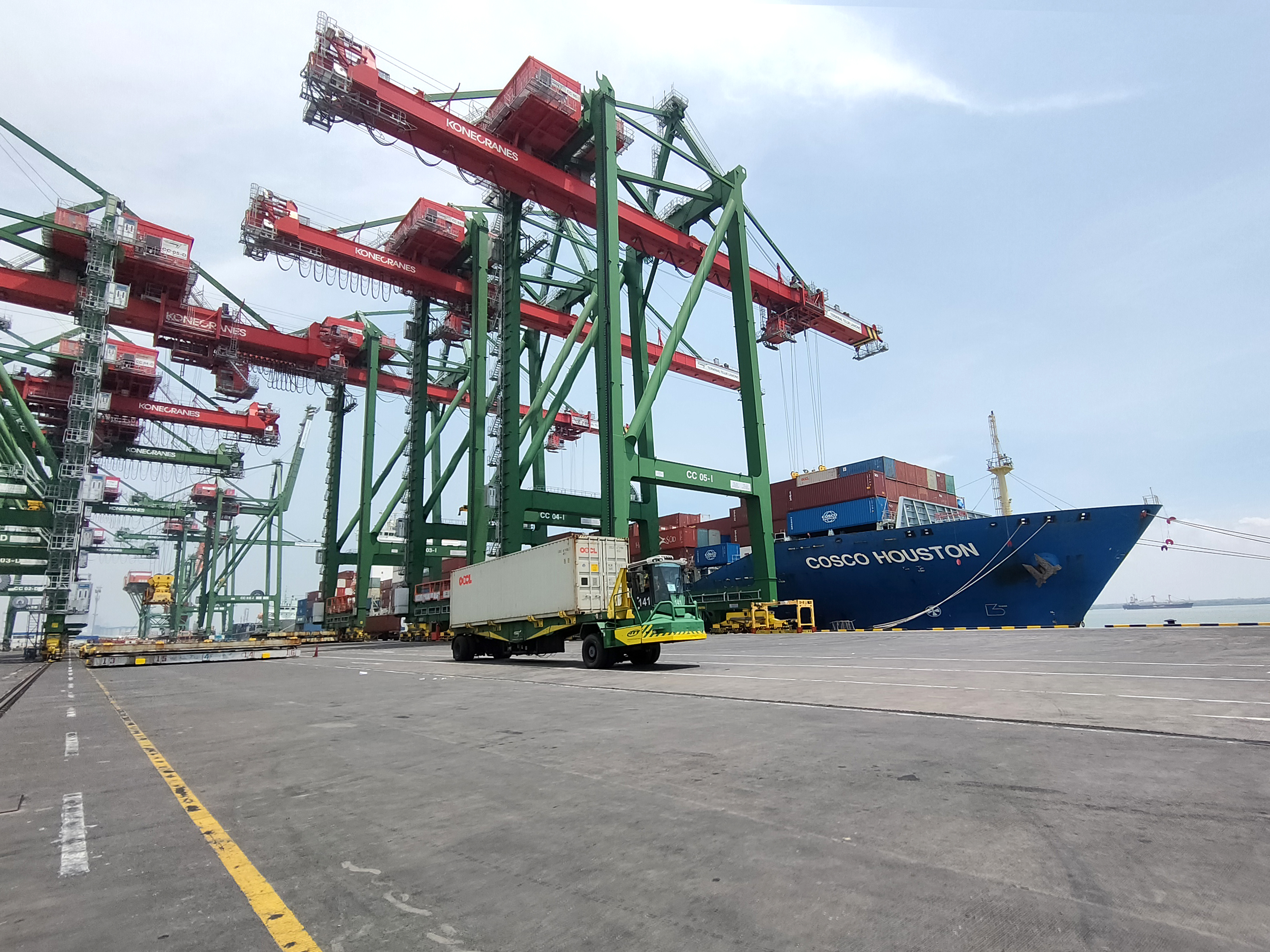 Kunjungan Kapal Naik 21,97 Persen, Kinerja Terminal Teluk Lamong Tumbuh Positif