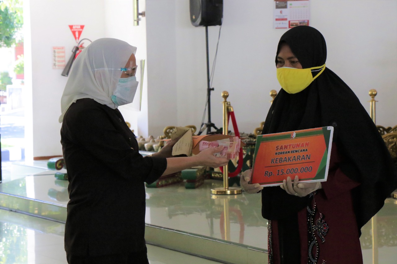 Ringankan Beban Warga, Korban Kebencanaan di Bojonegoro Dapat Santunan Hingga Rp 15 Juta