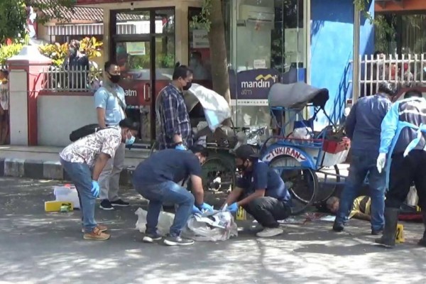 Rebutan Tempat Mangkal Dua Tukang Becak Duel Hingga Tewas