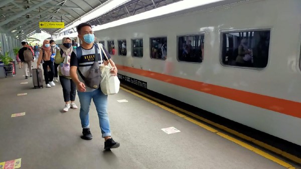 Tiket KA Arus Balik Wilayah Daops 8 Hanya Tersisa 30 Persen