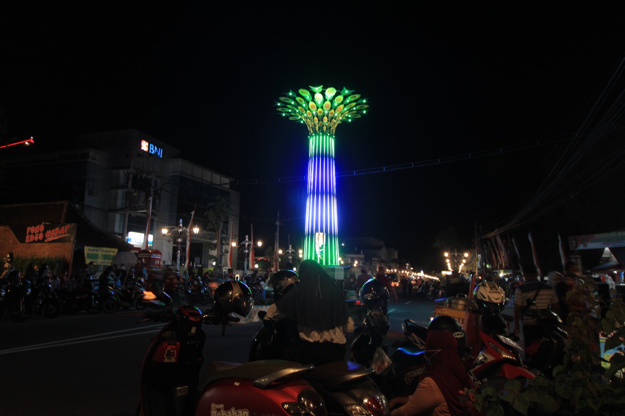 Jadi Pemicu Kerumunan, Lampu Merak di Jalan HOS Cokroaminoto Harus Dipadamkan