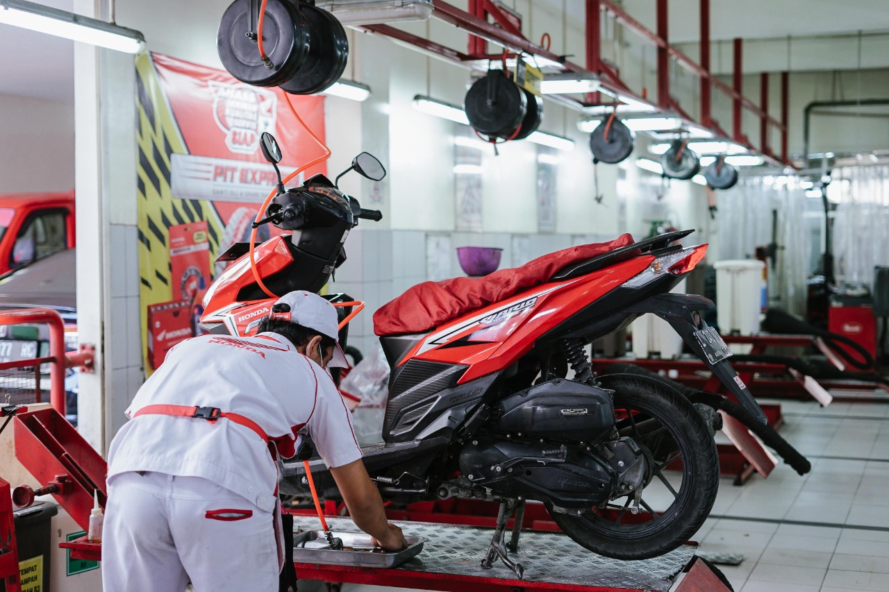 Motor Nyaman dengan Service SENANG