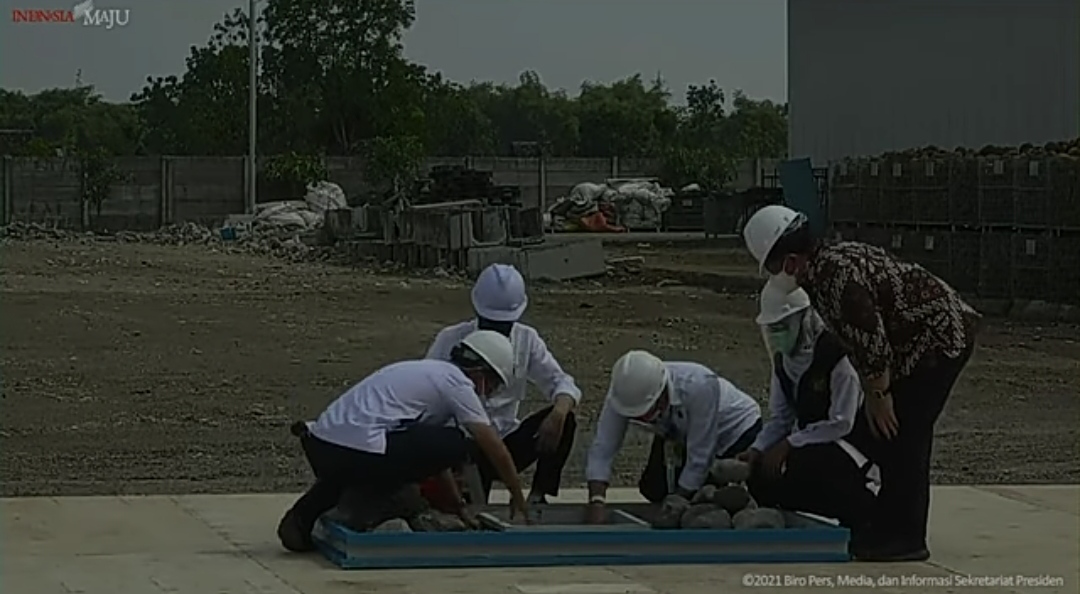 Kunjungi Pabrik Porang di Madiun, Presiden Jokowi : Bisa Gantikan Beras