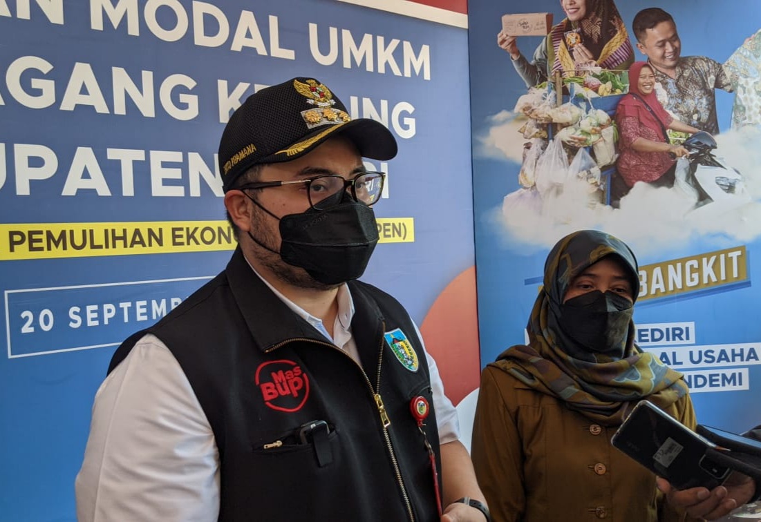 Ribuan Pedagang PKL dan UMKM Terima Dana Stimulus
