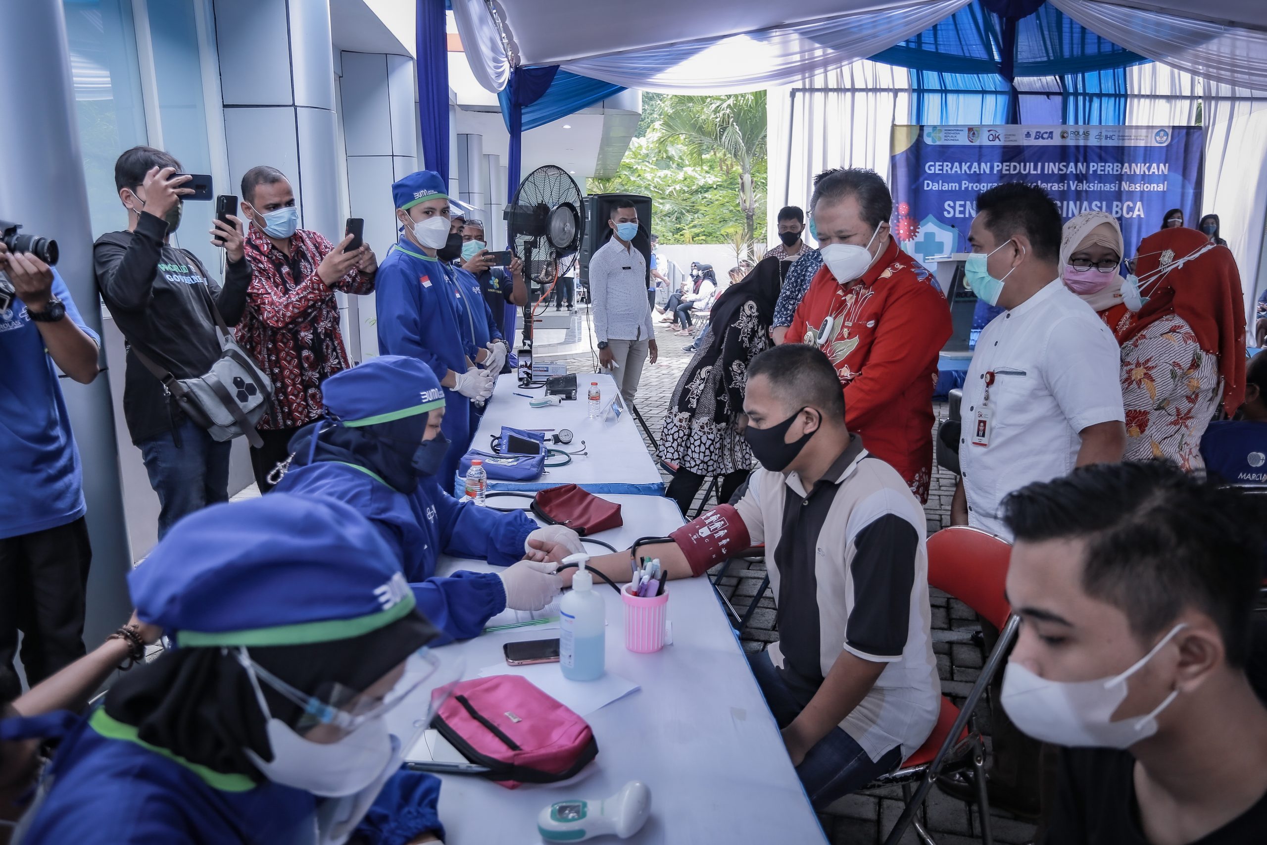 Bupati Hendy Apresiasi BCA Gelar Vaksinasi Untuk Warga Jember