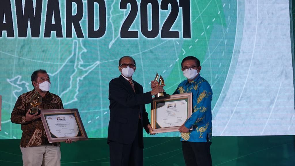 Dirut PG Dwi Satriyo Dinobatkan Jadi Leader of TJSL Initiative Manufacturing