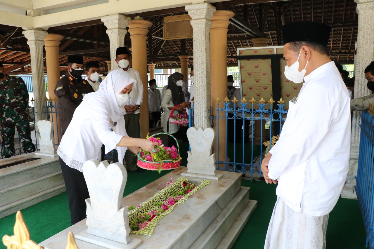 Sambut HJB ke-344, Pemkab Bojonegoro Gelar Ziarah Makam Leluhur