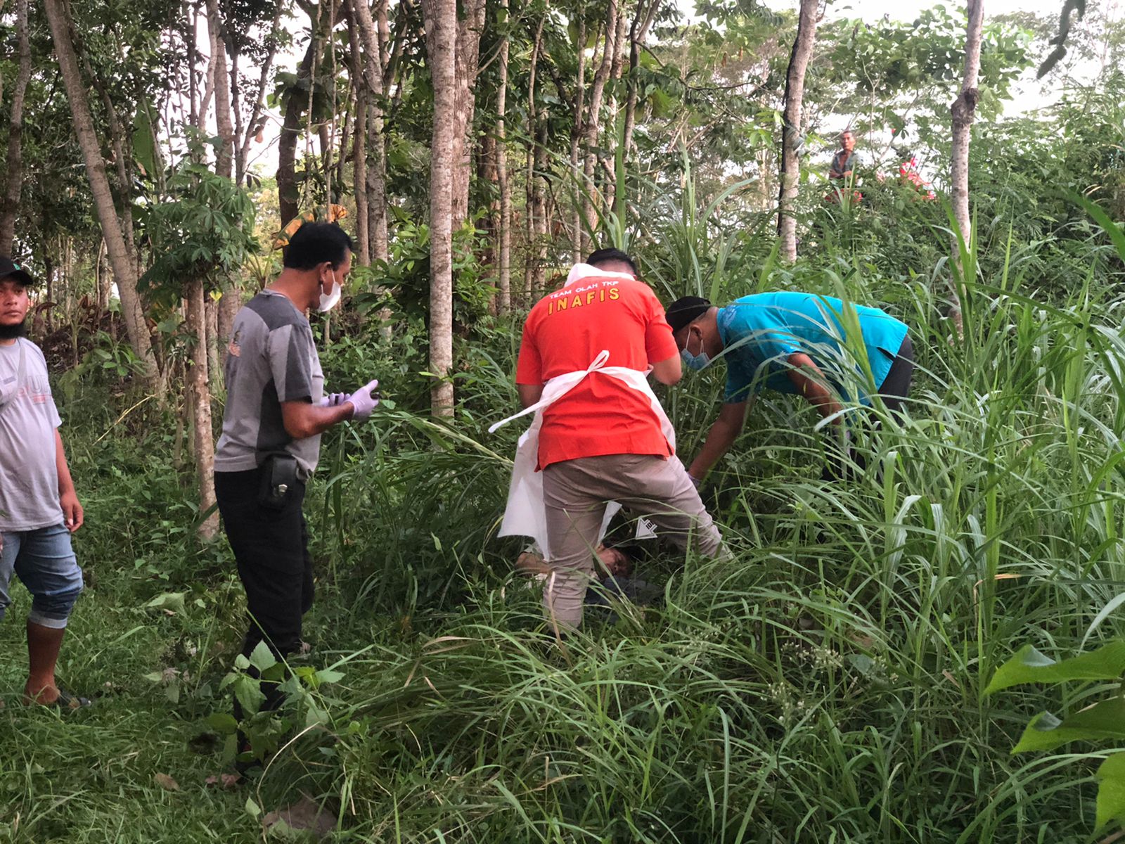 Pamit Cari Rumput, Kakek ini Ditemukan Tak Bernyawa di Kebun