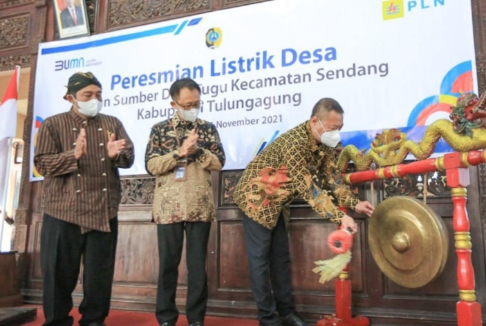 PLN UID Jatim Resmikan Listrik Desa di Tulungagung