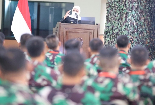 Sebagai Pembicara, Gubernur Khofifah Sampaikan Strong Partnership di Forum Dandim