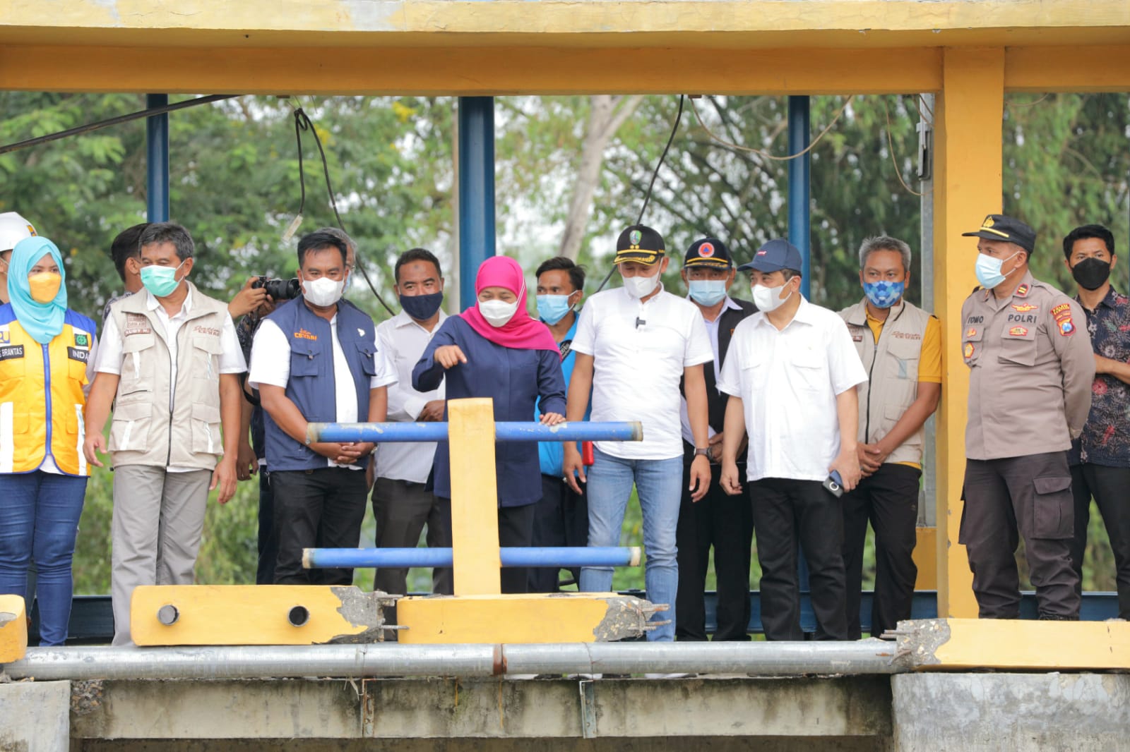 Antisipasi Banjir, Khofifah Minta Check and Recheck Rumah Pompa di Sampang