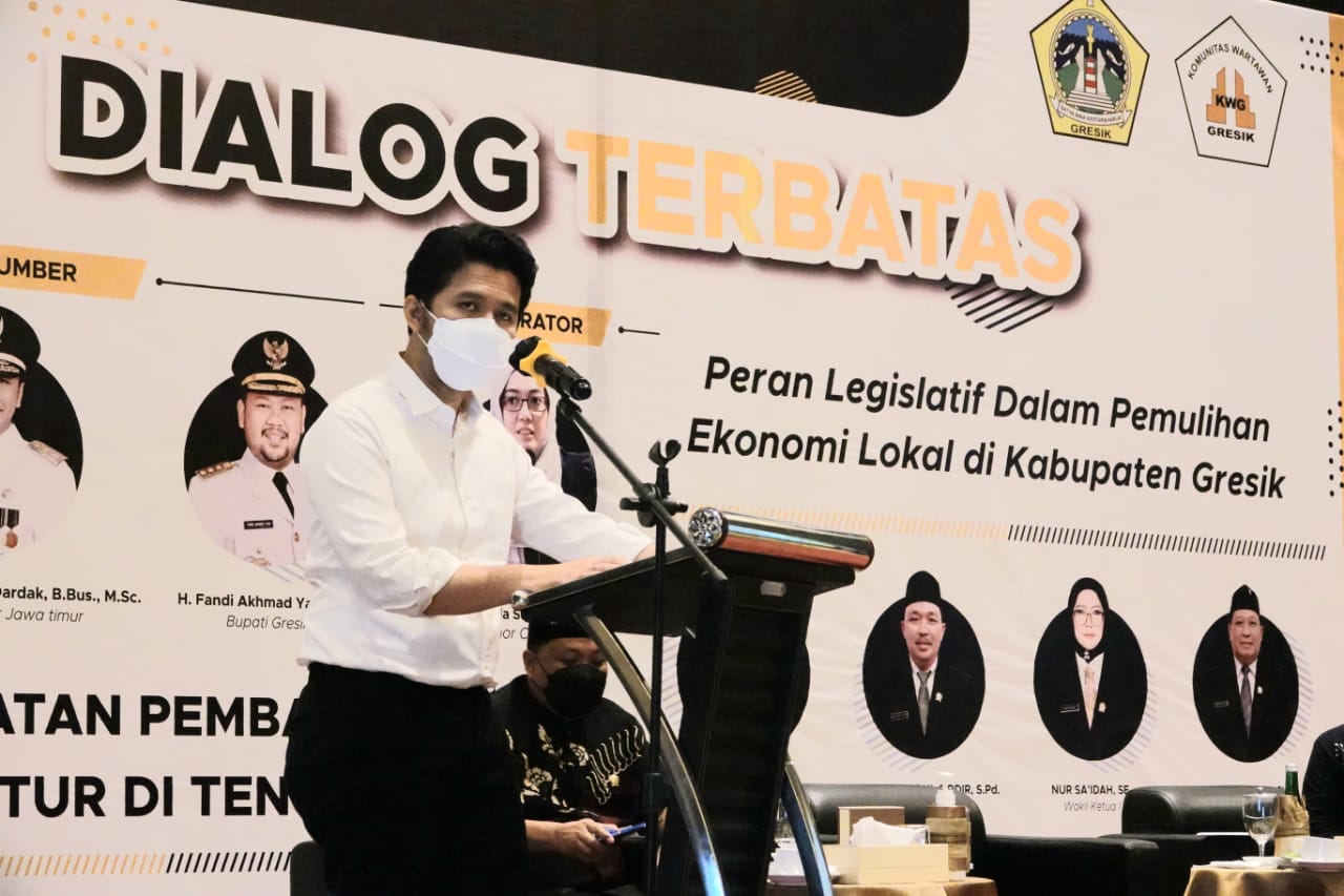 Sebagai Kawasan Gerbangkertasusila, Wagub Emil Beber Pentingnya Infrastruktur di Gresik