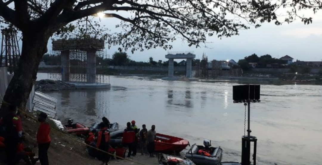 6 Korban Perahu Terguling di Bojonegoro Belum Ditemukan