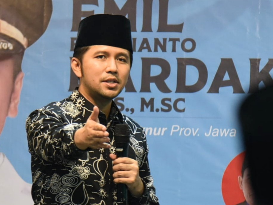 Banyak Pinjol Beredar Bebas di Masyarakat, Ini Pesan Emil