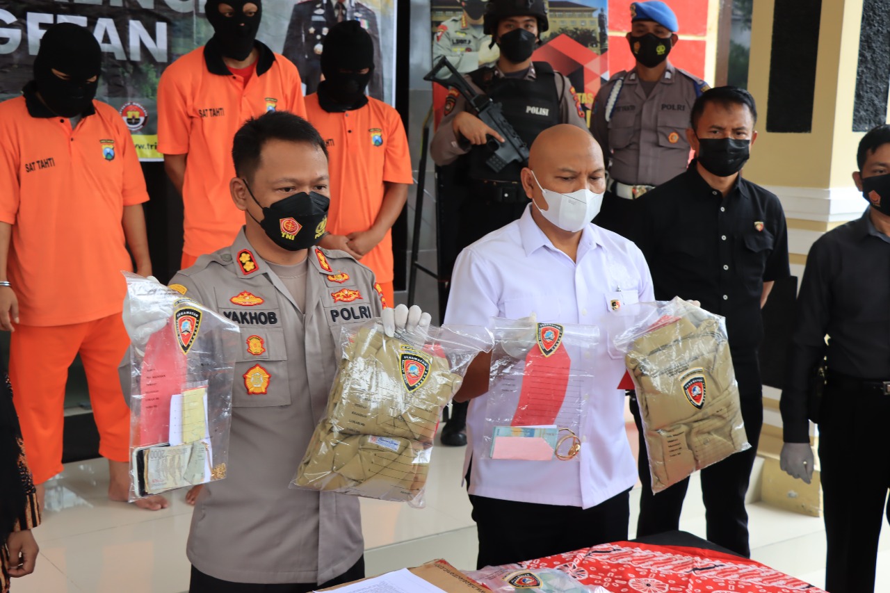 Pakai Umpan Kompor, Petugas Satgas Covid Gadungan Perdaya Lansia di Magetan, Bojonegoro dan Cepu