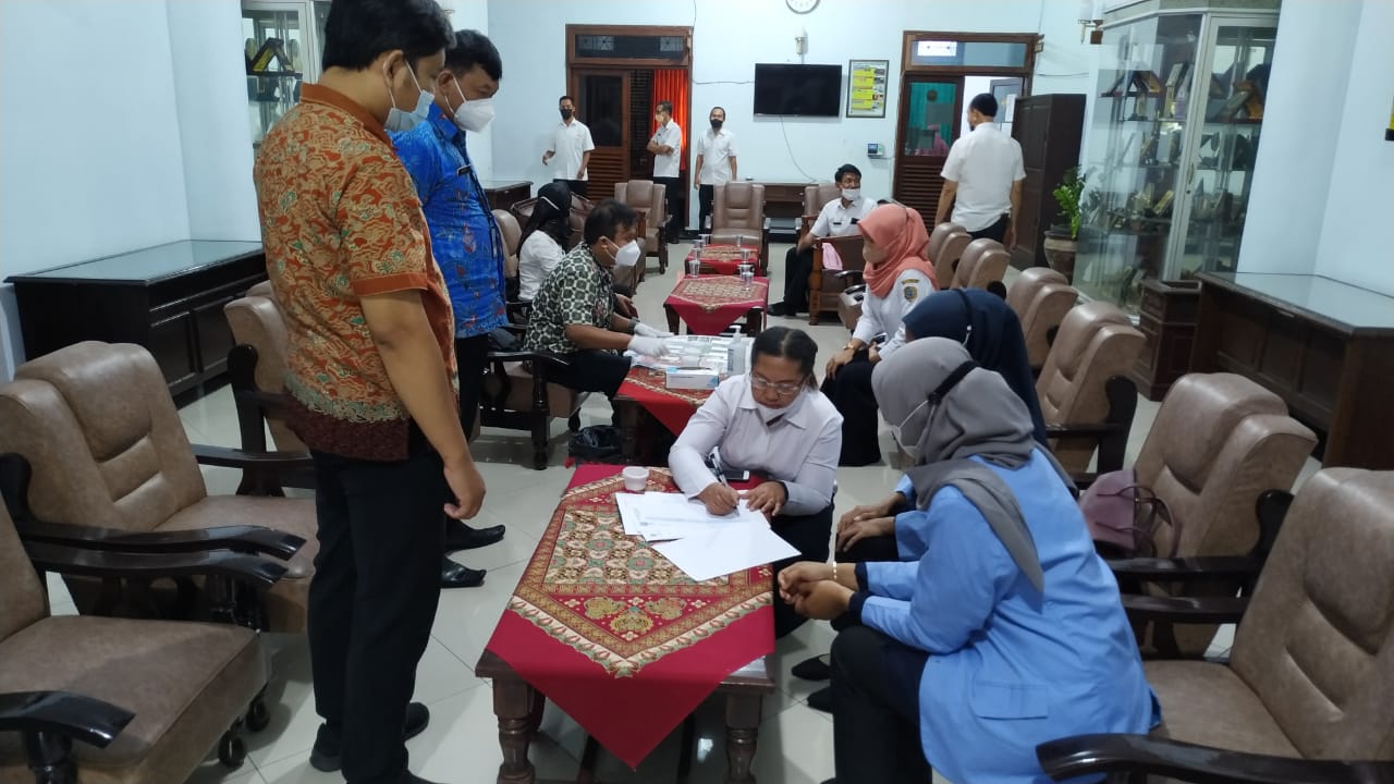 BNNK Minta Puluhan ASN Sekwan DPRD Tulungagung Tes Urine