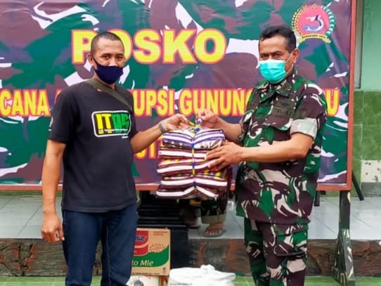 Paguyuban Pasar Duduksampeyan Galang Donasi Korban Erupsi Lumajang 
