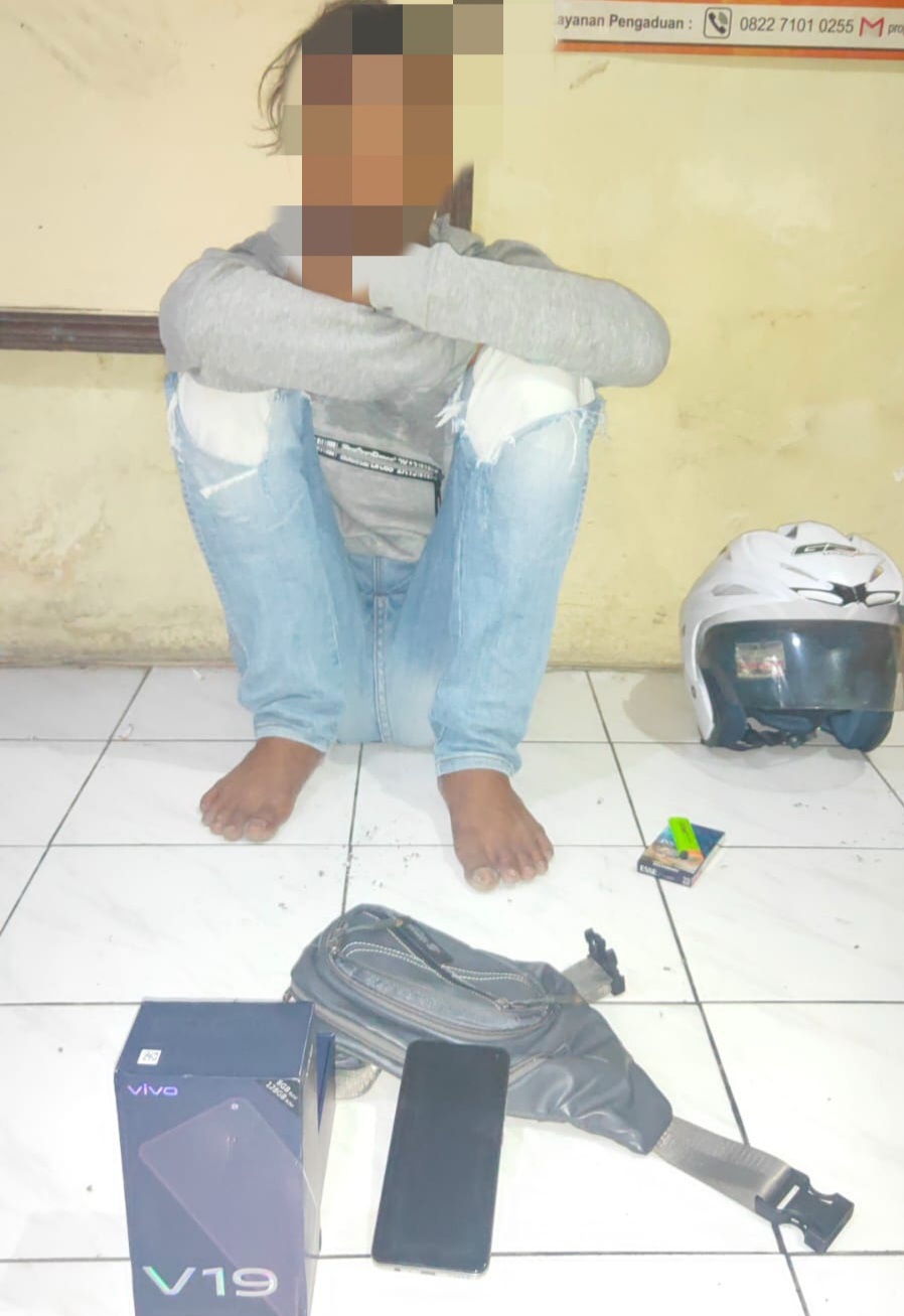 Ditangkap Saat COD, Maling Handphone ini Sempat Hampir Dibogem Warga