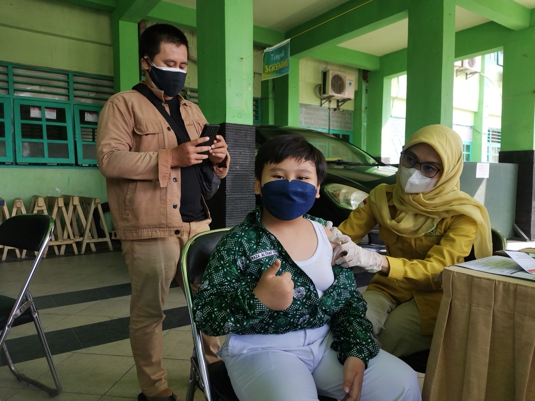 Kick Off Vaksinasi Anak Usia 6-11 Tahun di Gresik Sasar 122.335 Anak