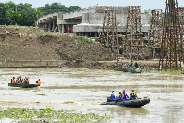 4 Korban Perahu Terguling di Bengawan Solo Tak Ditemukan, BPBD Bojonegoro : Keluarga Mengikhlaskan