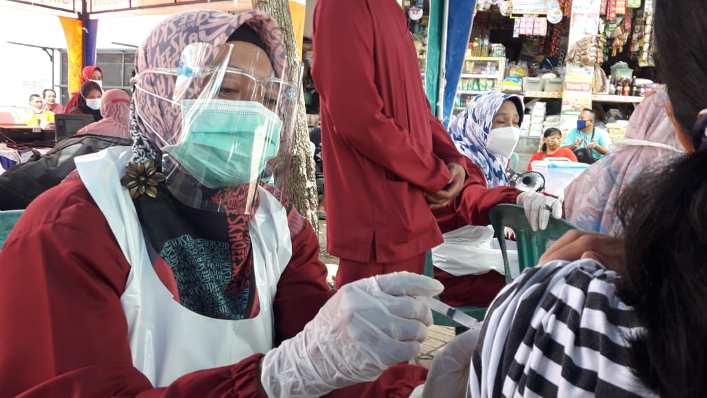Vaksin Dosis Ketiga Masyarakat Tulungagung Belum Bisa Dilakukan