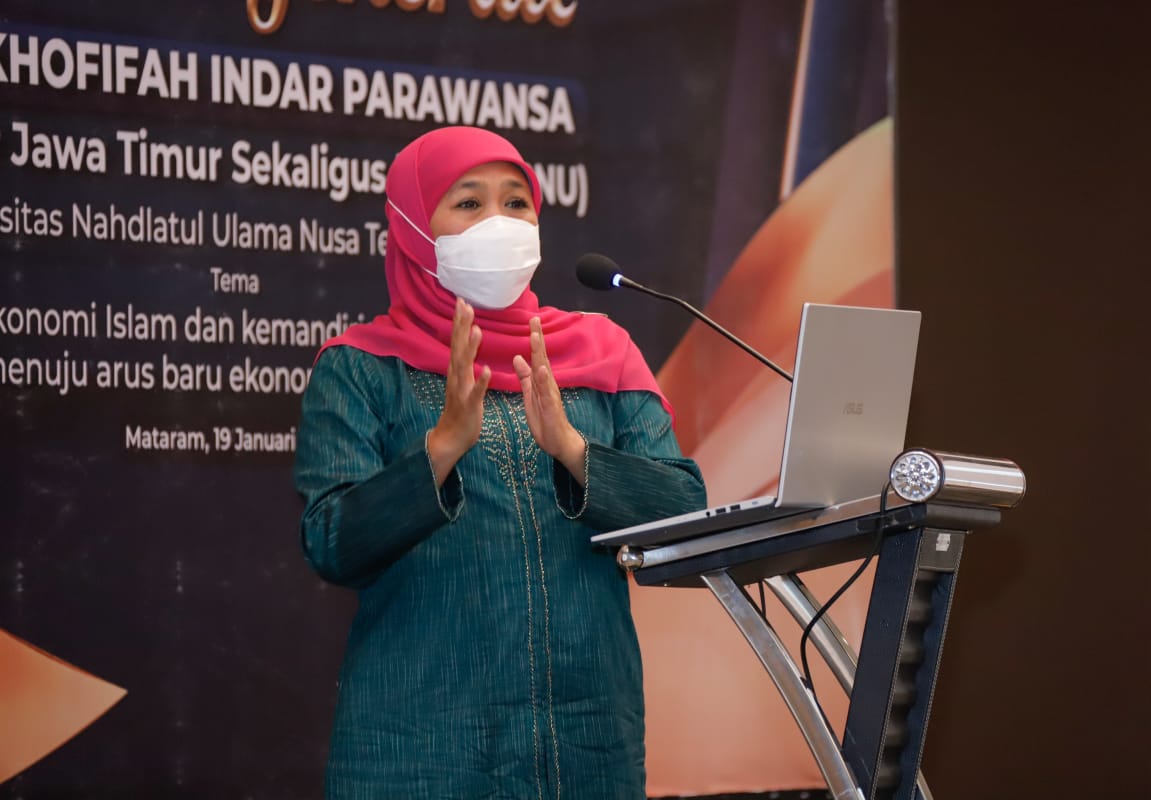 Percepat Indonesia Jadi Global-Hub Ekonomi Syariah, Khofifah Ajak Pesantren dan PTAI