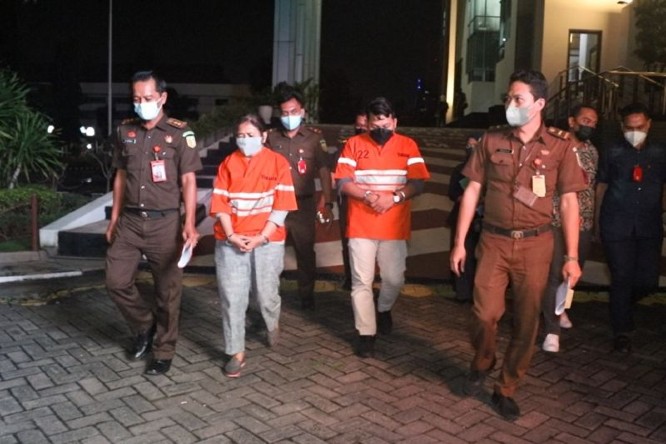 Kredit Fiktif di Bank Syariah Sidoarjo, Dua Tersangka Ditahan dan Satu Buron