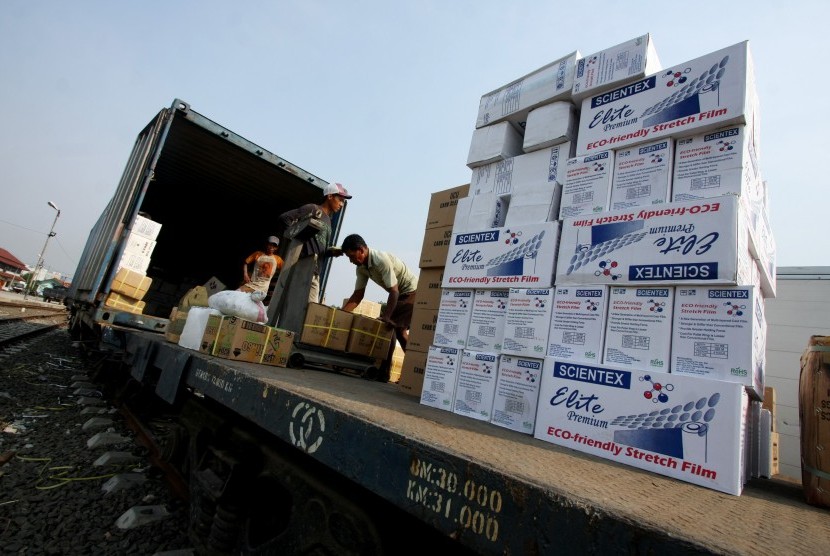 2021, Angkutan Barang KAI Naik 12,7 Persen