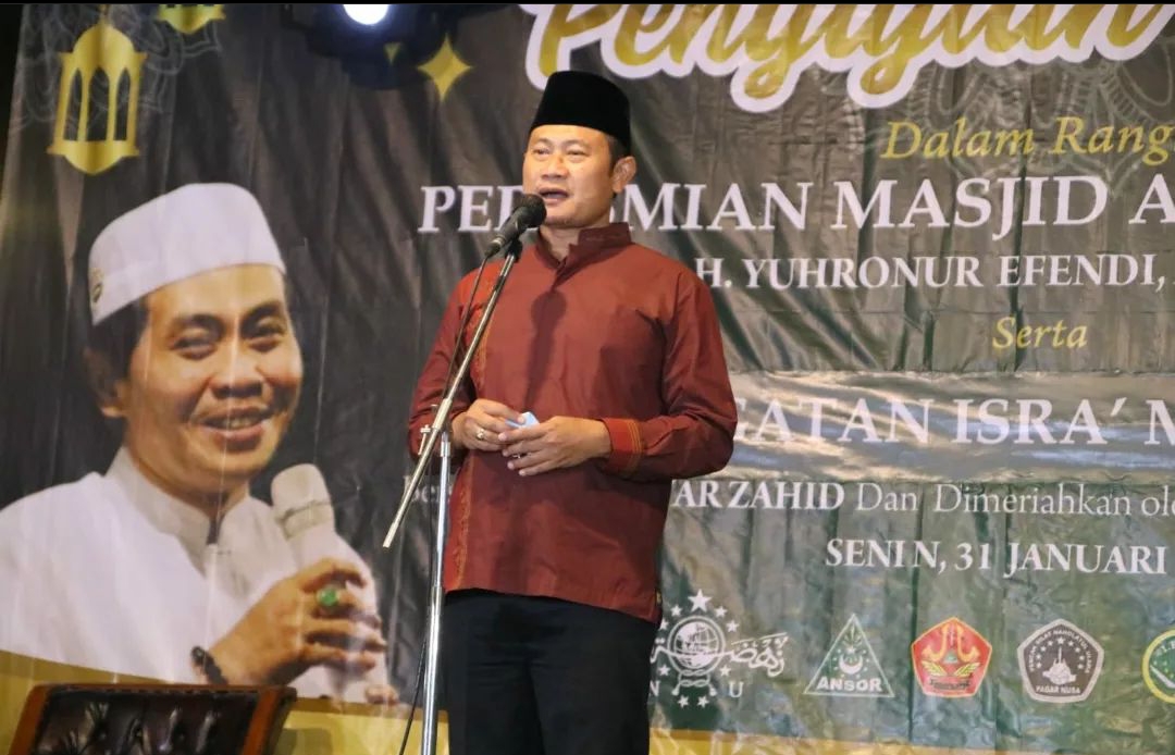 Bupati YES Hadiri Pengajian Akbar dan Resmikan Masjid di Ngimbang