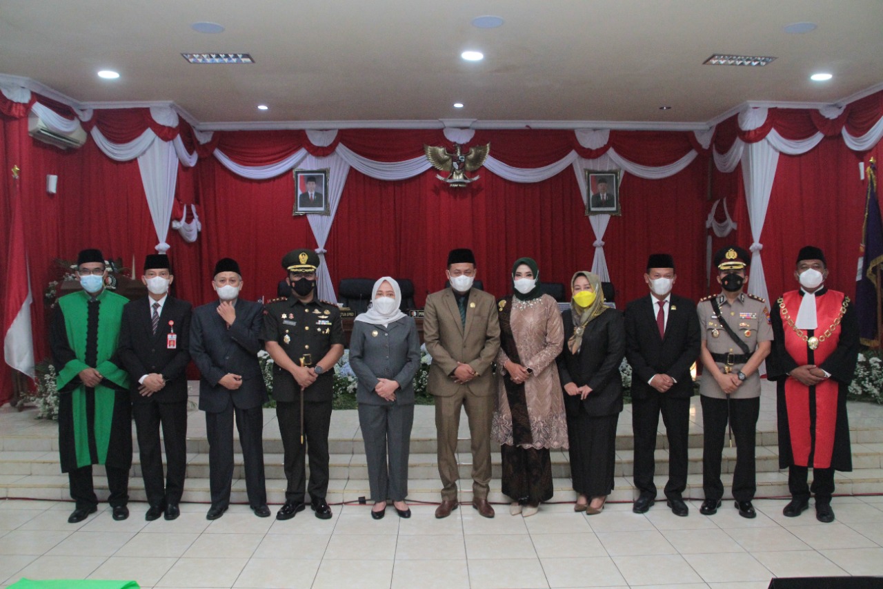 Hadiri PAW Ketua DPRD, Bupati Bojonegoro Berharap Jaga Sinergitas untuk Kesejahteraan Masyarakat