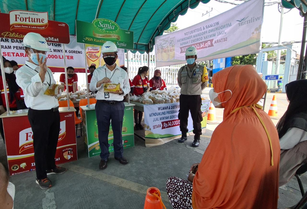 Redam Kepanikan Emak-emak, Wilmar Gelar Bazaar Minyak Goreng Murah