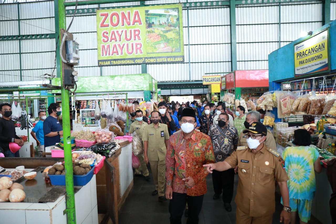 Bupati Muhdlor Mulai Tata Pasar Rakyat, Pengelolaan Akan Diserahkan BUMDes